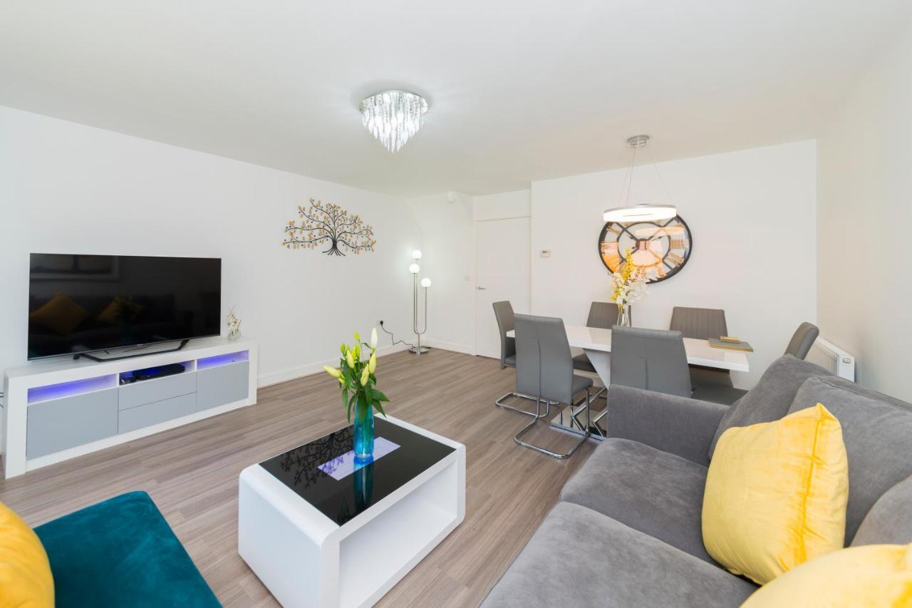 Greenfield Modern 3Br Home - Southcote Lane , 雷丁 外观 照片