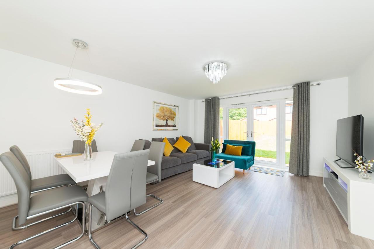 Greenfield Modern 3Br Home - Southcote Lane , 雷丁 外观 照片