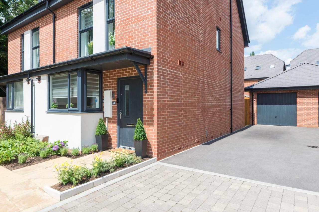 Greenfield Modern 3Br Home - Southcote Lane , 雷丁 外观 照片